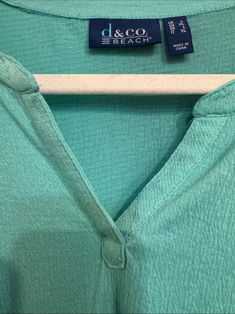 D&Co. aqua split-neck short sleeve blouse - Picture 5 of 6
